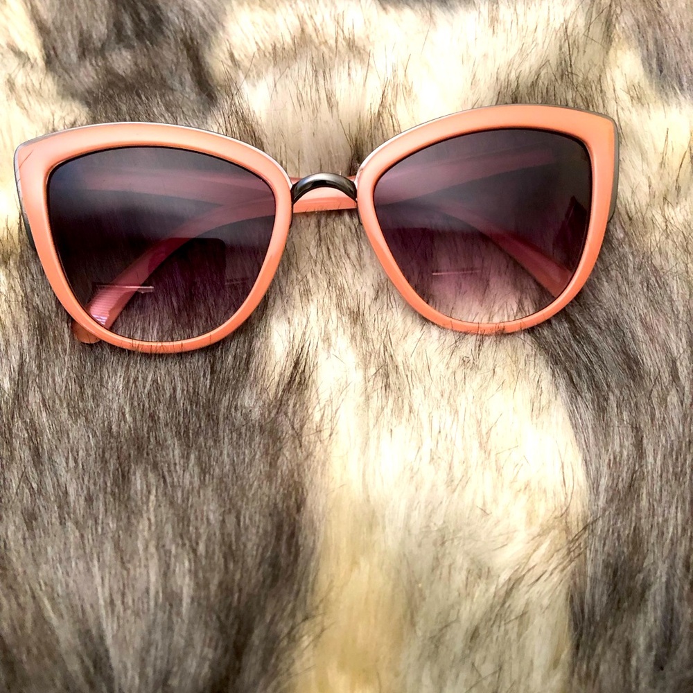 WOMENS FASHION SUNGLASSES